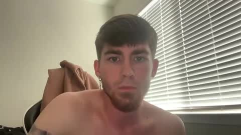 chrisoncam01 online show from October 17, 8:13 pm