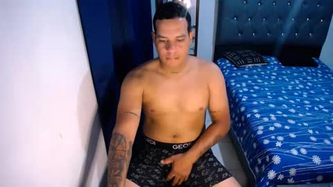 christian_maln online show from October 8, 12:29 am