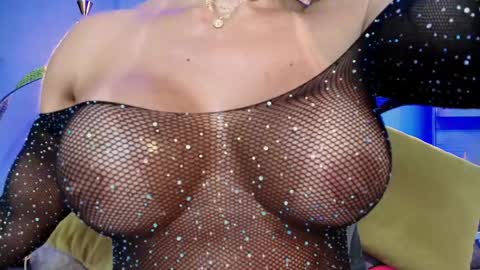Christiekroes online show from May 23, 2:57 pm