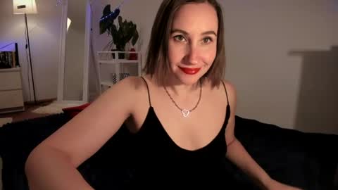 christina rosse online show from June 13, 6:07 pm