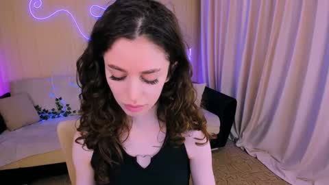 christinaconteeree online show from September 23, 1:27 pm