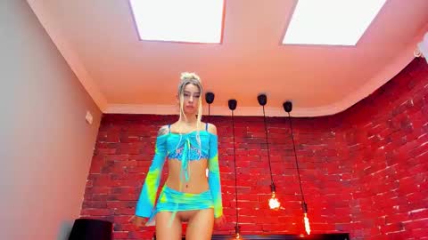 christyna_ross online show from February 7, 9:18 pm