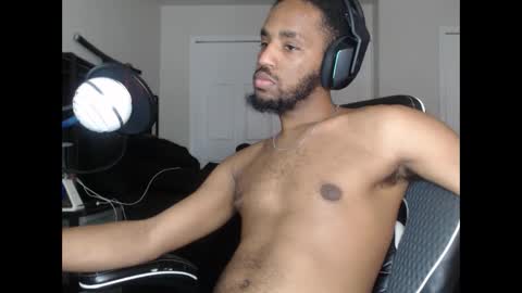 ChrisVacherx online show from April 21, 9:44 pm