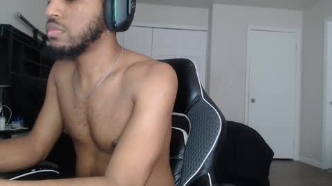 ChrisVacherx online show from April 7, 6:43 pm