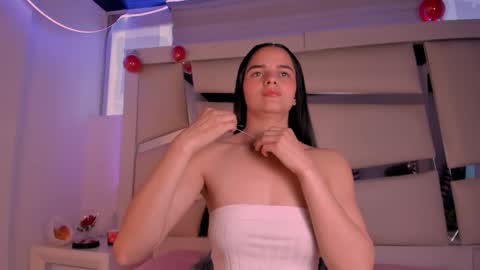 instagram chrystaljade.1 online show from January 13, 1:41 pm