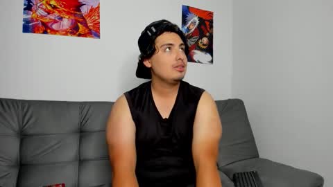 Snapshot of chubby_jake chatting on October 31, 3:18 am chubby_jake online show from October 31, 3:18 am