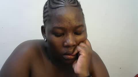 DivaDee online show from November 4, 11:44 am