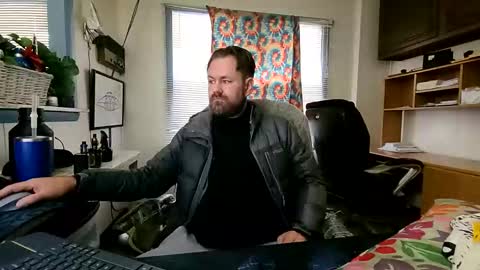 chuck7891 online show from October 28, 7:48 pm