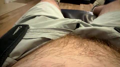 chucktownguy81 online show from May 18, 12:09 am