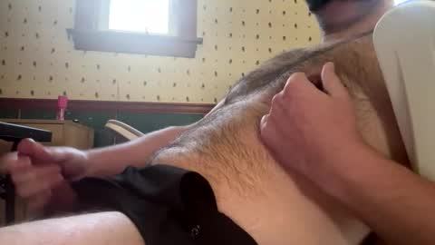 DaddyLongLegs online show from April 23, 5:47 pm