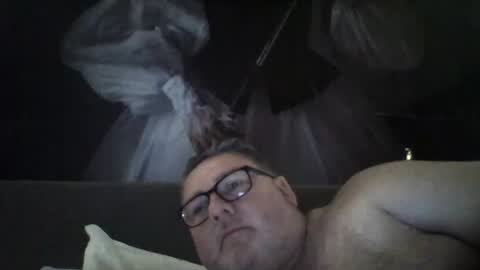 Griff online show from April 7, 9:39 pm