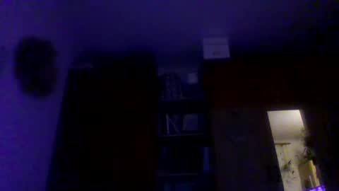 ciasnsyrize1996 online show from February 5, 9:18 pm