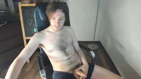 Snapshot of cilent_x chatting on October 5, 4:03 pm cilent_x online show from October 5, 4:03 pm
