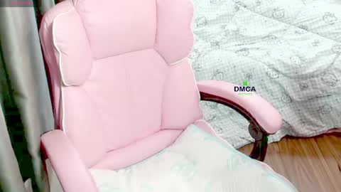 cindy_cutiegirl online show from April 14, 10:46 pm