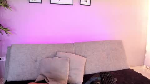 cinnamon_kyla online show from January 17, 4:57 pm