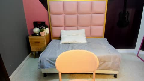 Circe Cherry online show from January 15, 12:51 am