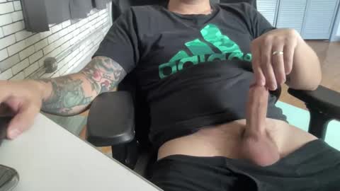 circleofsix online show from September 10, 3:57 pm