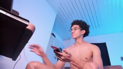 cj_davis1 online show from May 5, 2:07 am