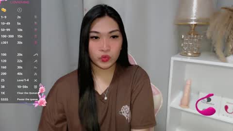 CLAIRE online show from July 31, 6:14 am