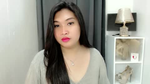 CLAIRE online show from March 2, 7:15 am