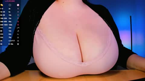 Clara  online show from February 20, 1:46 am