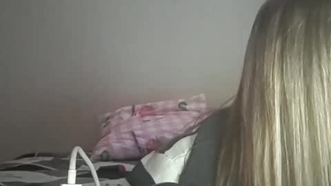 clara_exotic online show from February 12, 2:42 pm