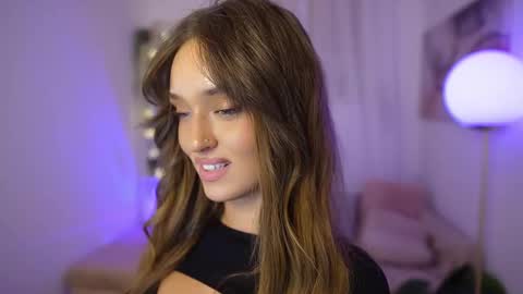 Clara smile online show from December 1, 8:29 pm