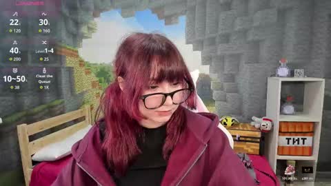 clarabenson online show from November 7, 6:43 pm