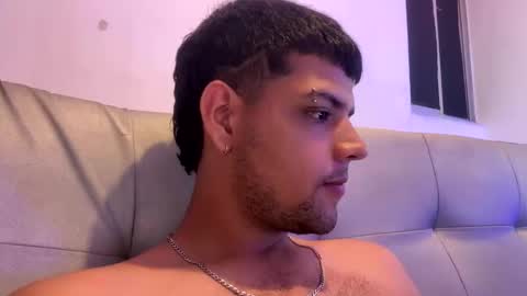 Snapshot of clarentz_baileys chatting on September 19, 3:10 am Clarentz bby online show from September 19, 3:10 am