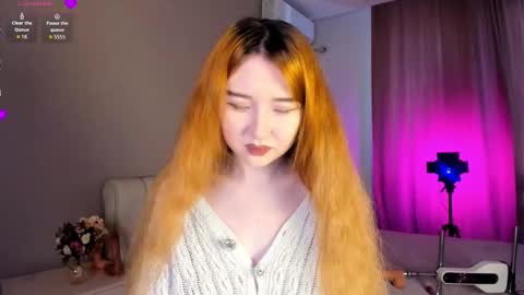 Yumi online show from November 1, 12:48 pm