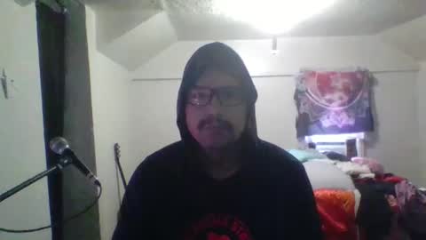 clark_kent1986 online show from April 30, 12:32 pm
