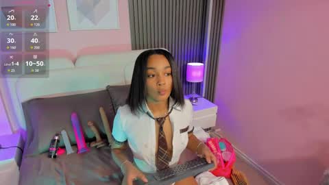 clauwdeen  wolf online show from April 8, 8:01 pm