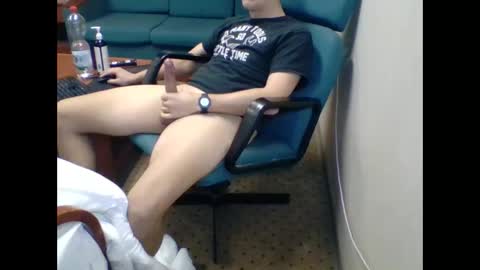 clayyalc2 online show from February 20, 11:32 pm