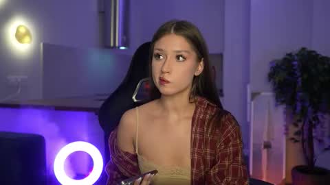 Cleo online show from January 12, 12:56 pm