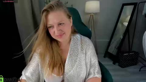 cleoxotie online show from July 9, 9:46 am