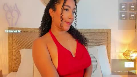 cloe_25 online show from October 14, 1:41 am