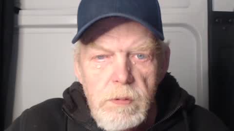 Snapshot of cockreadynow4u chatting on February 19, 7:06 am cockreadynow4u online show from February 19, 7:06 am