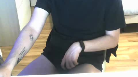 coco151 online show from April 20, 8:01 pm