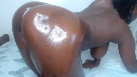 cocoa_devine online show from March 22, 11:25 am