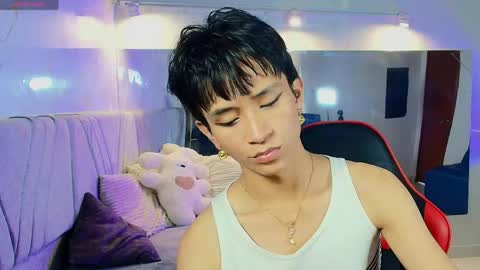 COCO online show from May 4, 1:28 pm