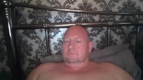 Snapshot of col4nows chatting on October 10, 10:32 am col4nows online show from October 10, 10:32 am