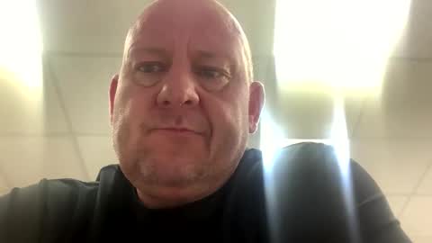 Snapshot of col4nows chatting on October 22, 11:56 am col4nows online show from October 22, 11:56 am