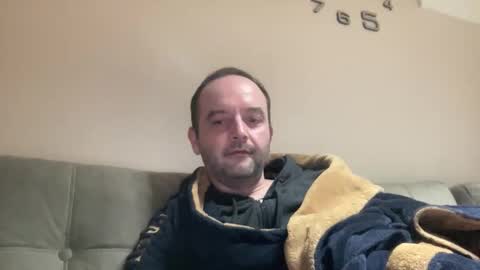 colambus83 online show from April 18, 7:18 pm