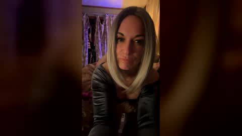 coldhearted69buthot online show from April 11, 8:51 am