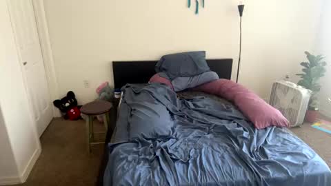 coldmobil3 online show from November 9, 5:37 pm