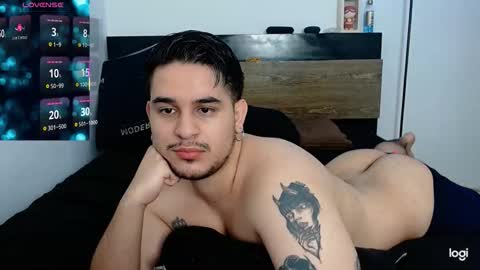 colin_lewisss online show from February 26, 5:55 am