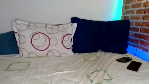 IG  online show from February 13, 10:11 pm