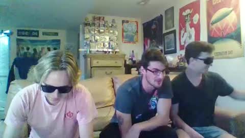 Snapshot of college_packing_8 chatting on October 5, 11:34 pm college_packing_8 online show from October 5, 11:34 pm