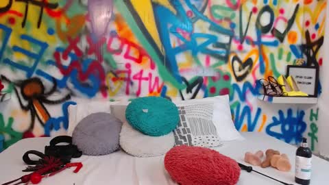 valentina online show from February 27, 2:10 pm