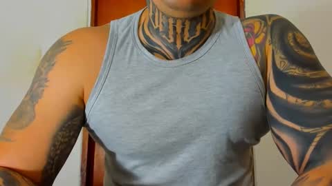 Snapshot of colombian_monster_cock chatting on October 7, 3:08 pm camilo online show from October 7, 3:08 pm